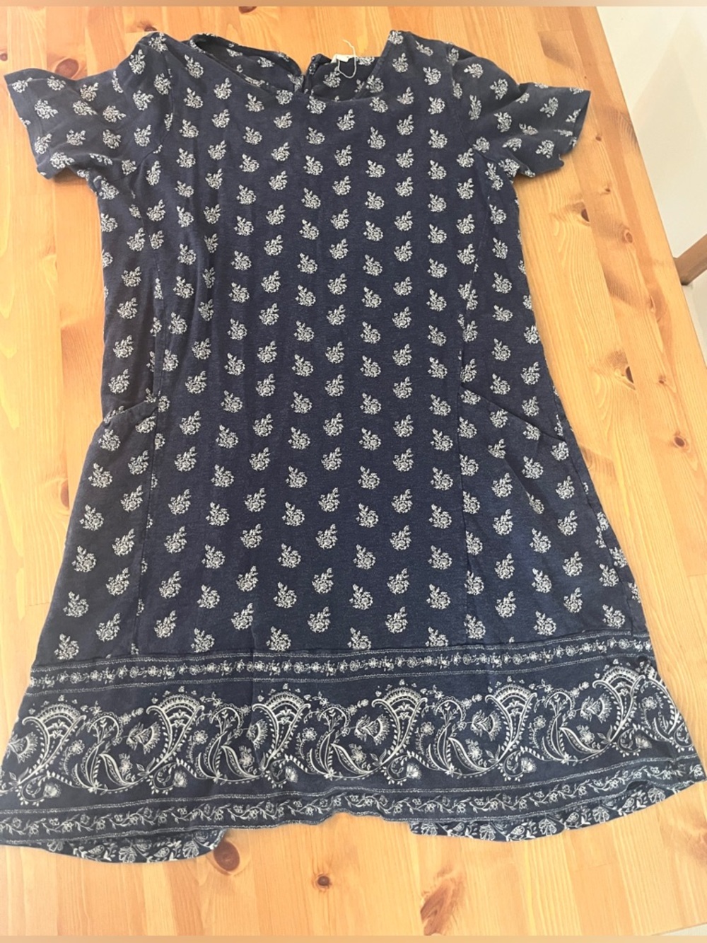 Fat face size 6 Navy Blue Floral Print Short Sleeve Simone Dress with pockets